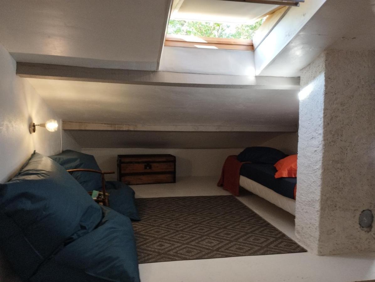 Chambre D'Hotes L'Orange Bleue Rustrel Exterior foto